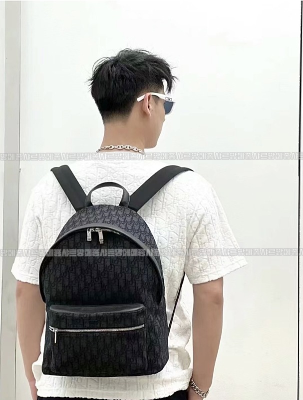 디올라이더백팩  20260324-095113-017루.jpg