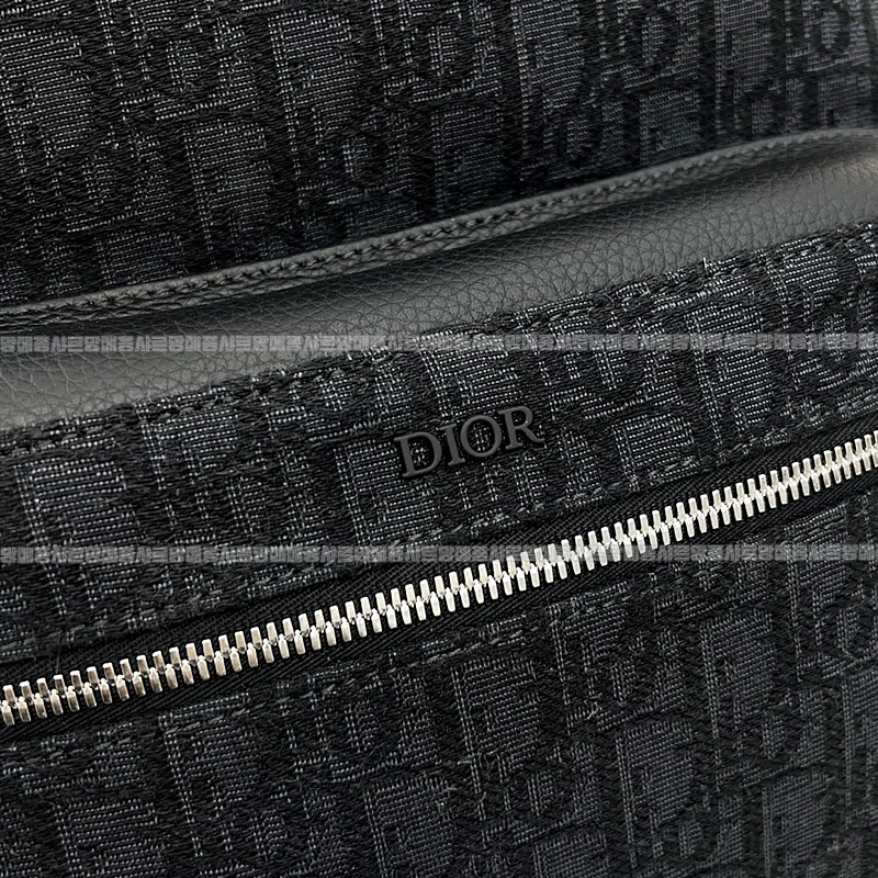 디올라이더백팩  20260324-095112-008루.jpg