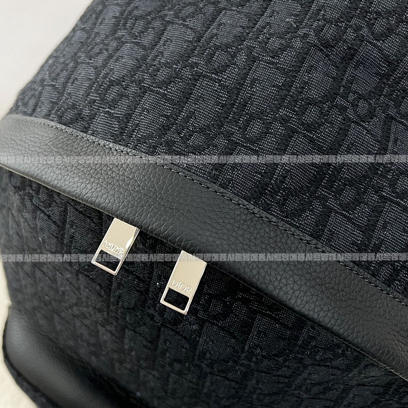 디올라이더백팩  20260324-095113-012루.jpg