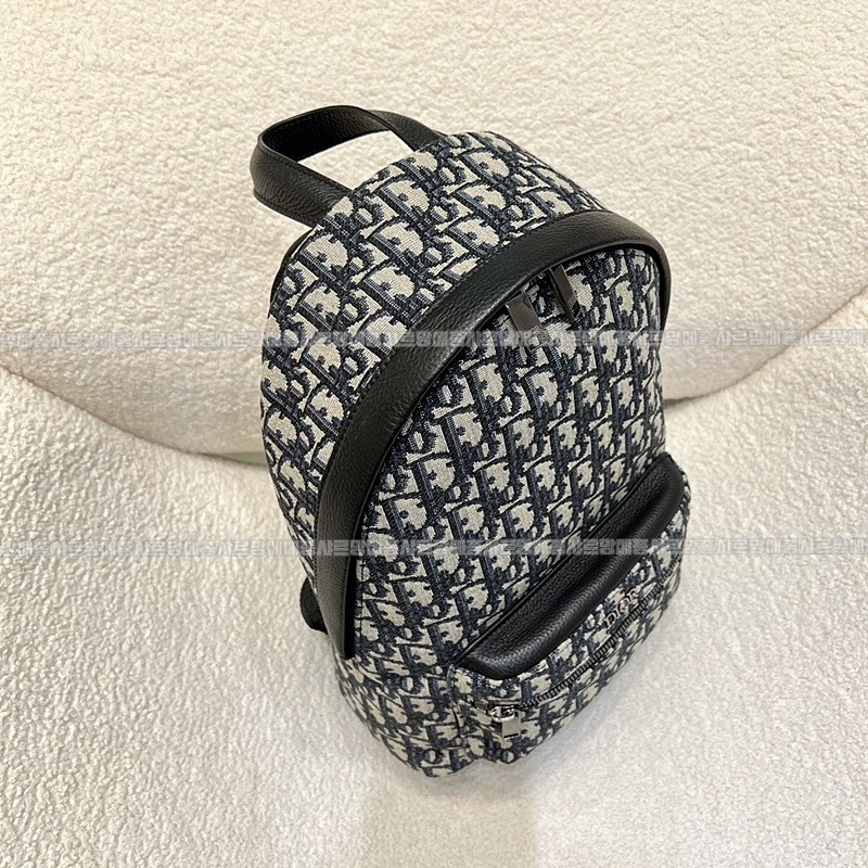 디올라이더백팩  20260324-095350-003루.jpg