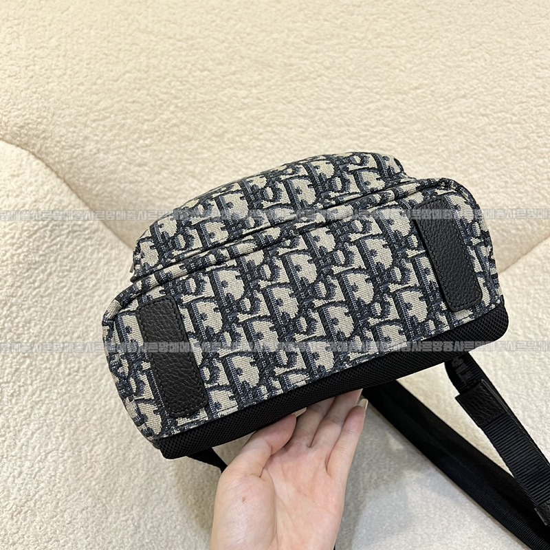 디올라이더백팩  20260324-095350-005루.jpg