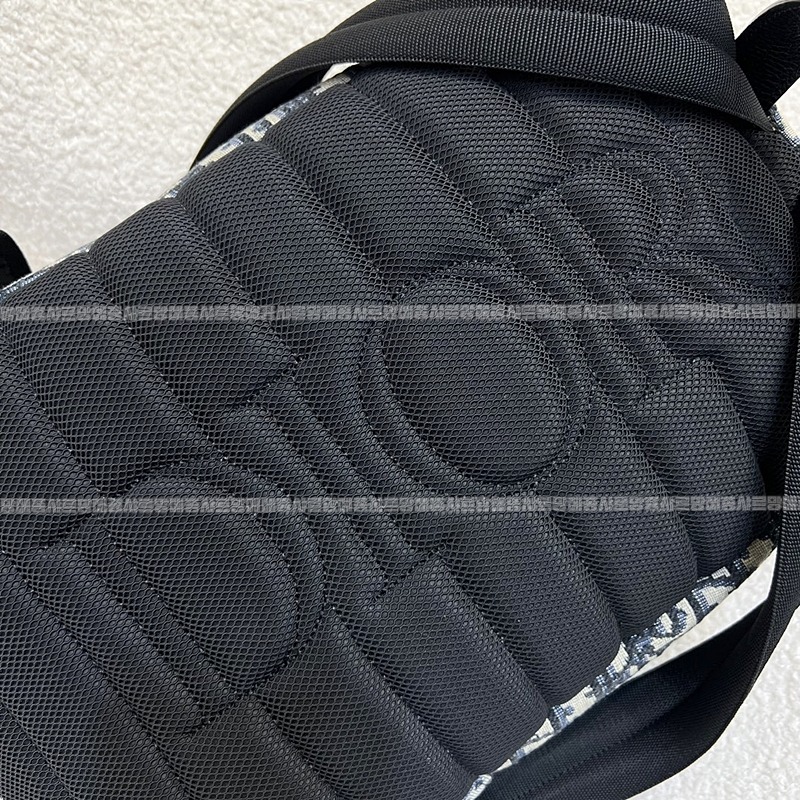 디올라이더백팩  20260324-095350-009루.jpg