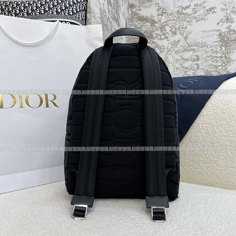 디올라이더백팩미디움  20260324-100845-002루.jpg