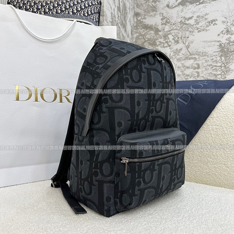 디올라이더백팩미디움  20260324-100845-003루.jpg