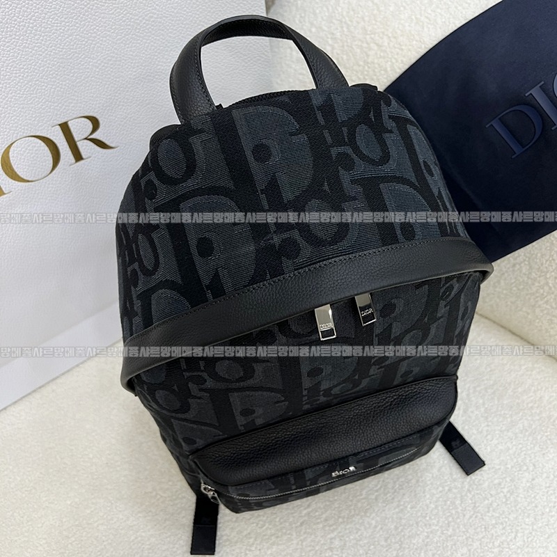 디올라이더백팩미디움  20260324-100846-006루.jpg