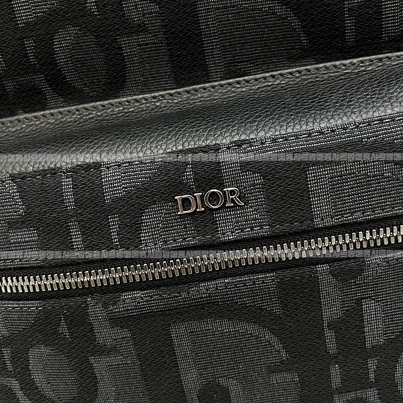 디올라이더백팩미디움  20260324-100846-005루.jpg