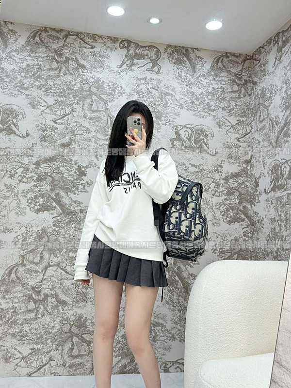 디올라이더백팩미디움  20260324-101159-020루.jpg