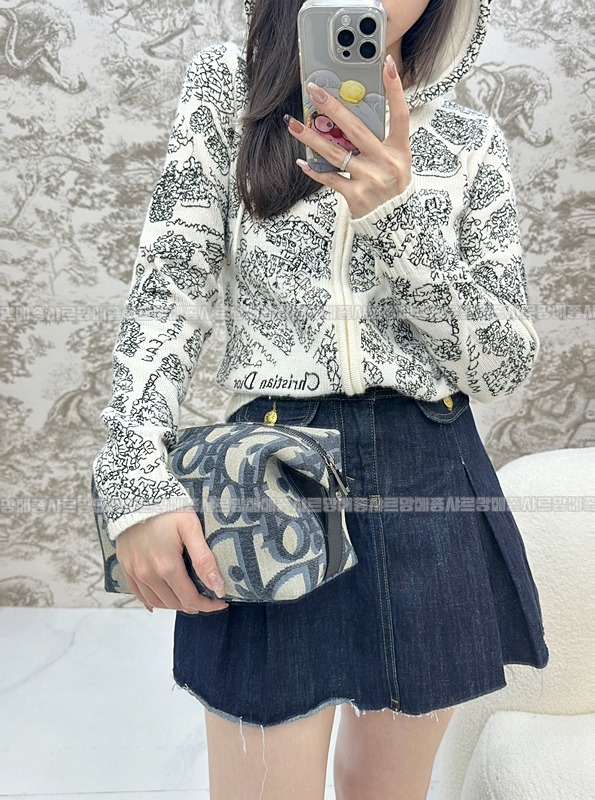 디올토일레트리백  20260324-102130-021루.jpg