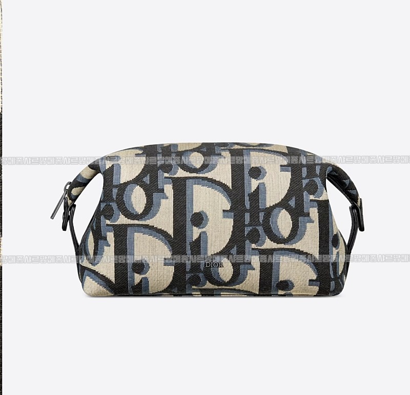 디올토일레트리백  20260324-102129-016루.jpg