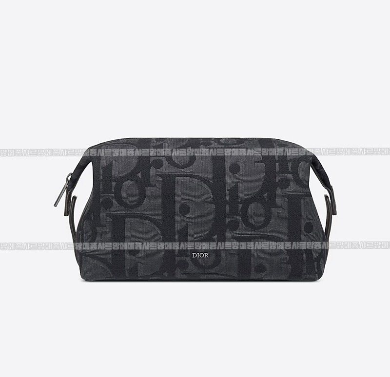 디올토일레트리백  20260324-102435-016루.jpg