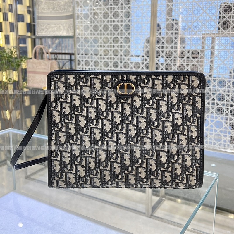 디올30몽테인파우치  20260324-105458-001루.jpg