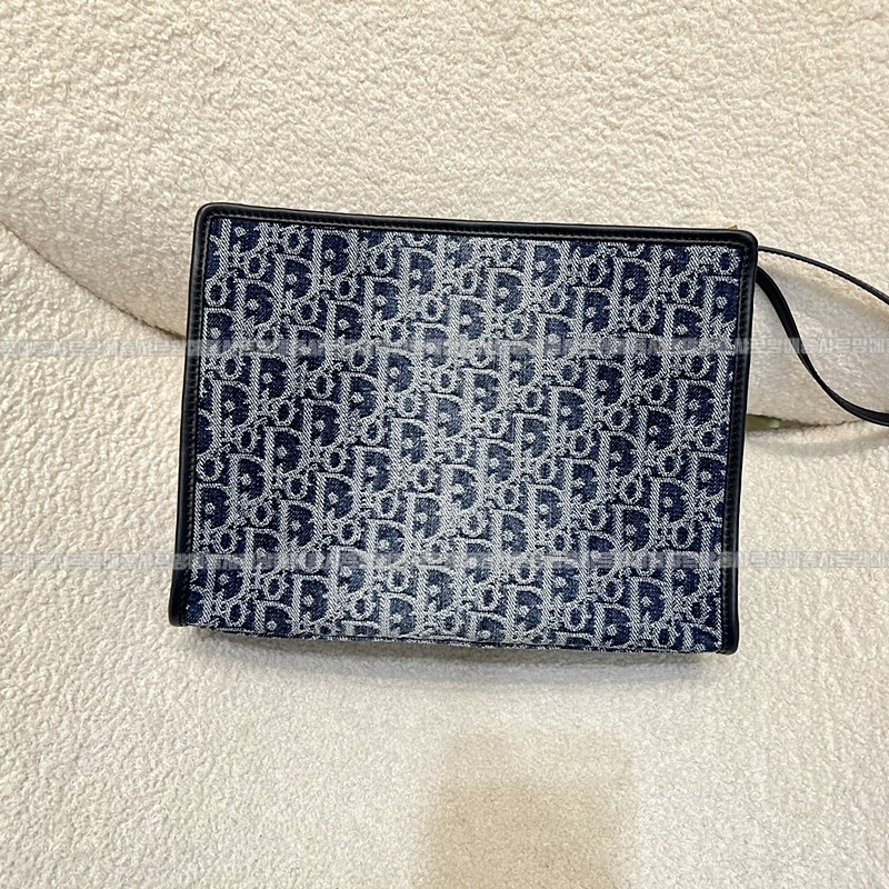 디올30몽테인파우치  20260324-110211-002루.jpg