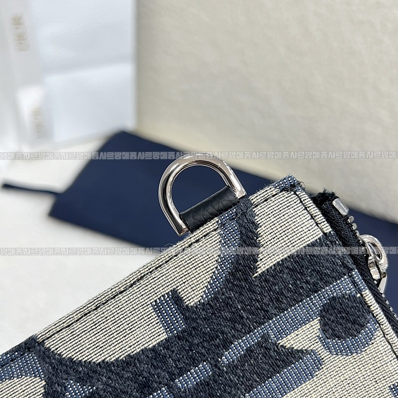 디올옴므A5파우치  20260324-110851-007루.jpg