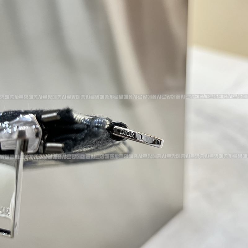 디올옴므A5파우치  20260324-110851-009루.jpg