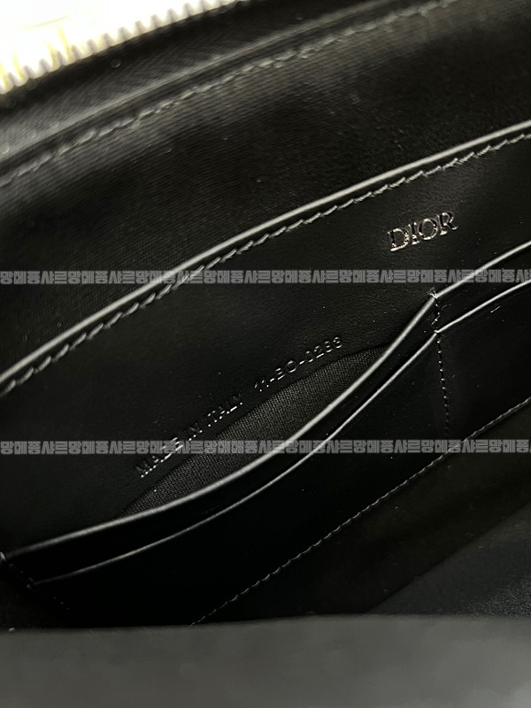 디올옴므A5파우치  20260324-111434-007루.jpg