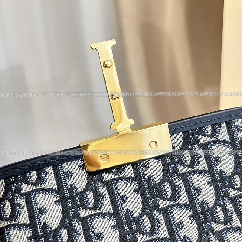 디올30몽테인박스백스몰  20260324-134631-013루.jpg