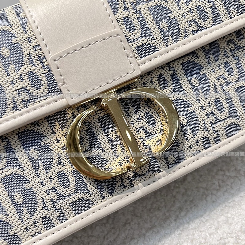 디올30몽테인박스백미디움  20260324-140321-005루.jpg