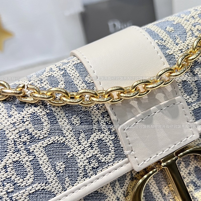 디올30몽테인박스백미디움  20260324-140322-010루.jpg