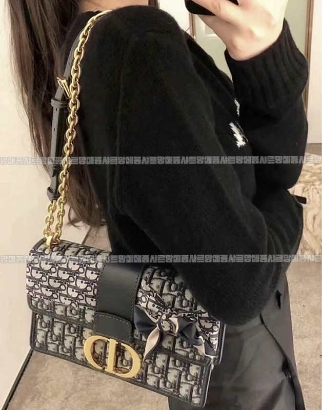 디올30몽테인박스백미디움  20260324-140858-021루.jpg