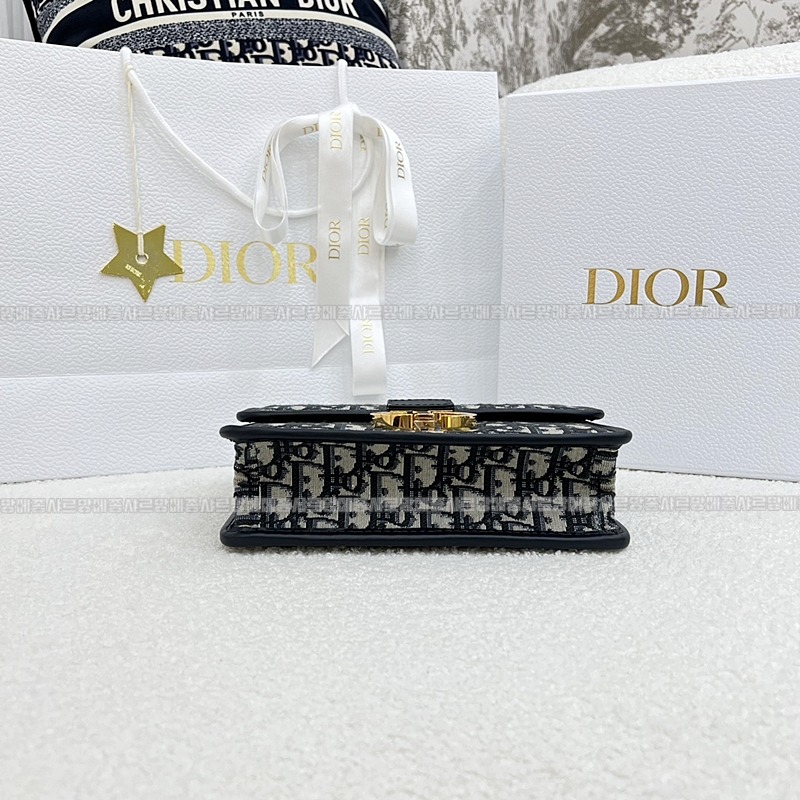 디올30몽테인박스백스몰  20260324-142336-004루.jpg