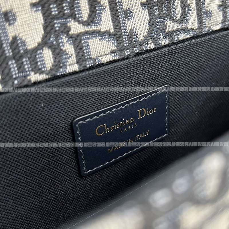 디올30몽테인박스백스몰  20260324-142337-006루.jpg