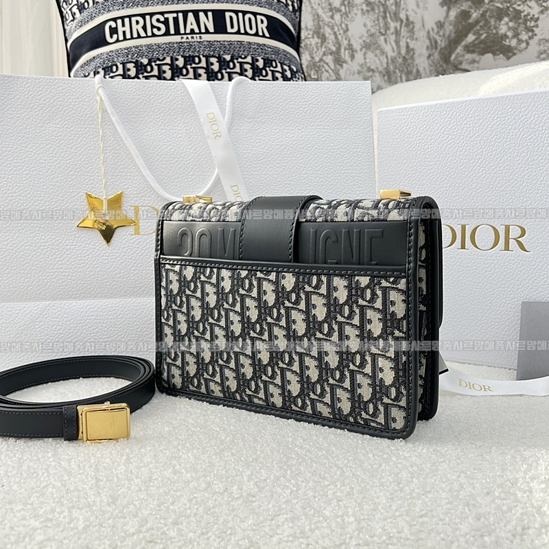 디올30몽테인박스백스몰  20260324-143307-003루.jpg