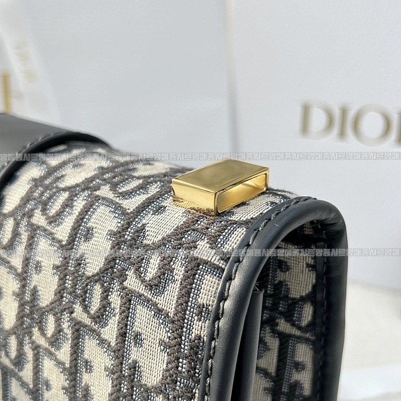 디올30몽테인박스백스몰  20260324-143308-012루.jpg