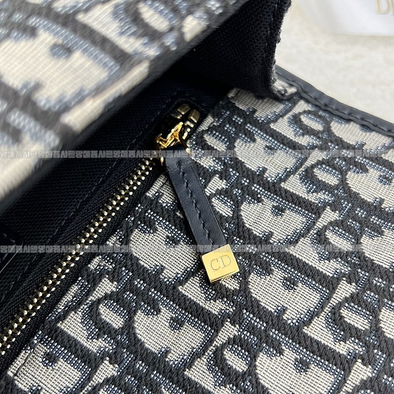 디올30몽테인박스백스몰  20260324-143309-014루.jpg