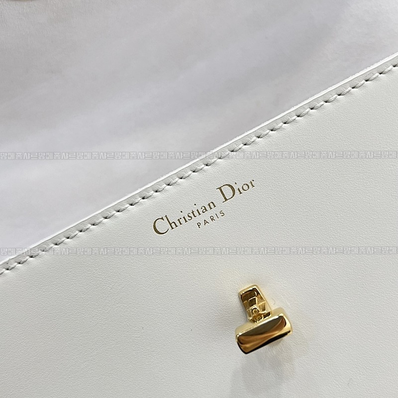 디올30몽테인에비뉴백스몰  20260324-154349-006루.jpg