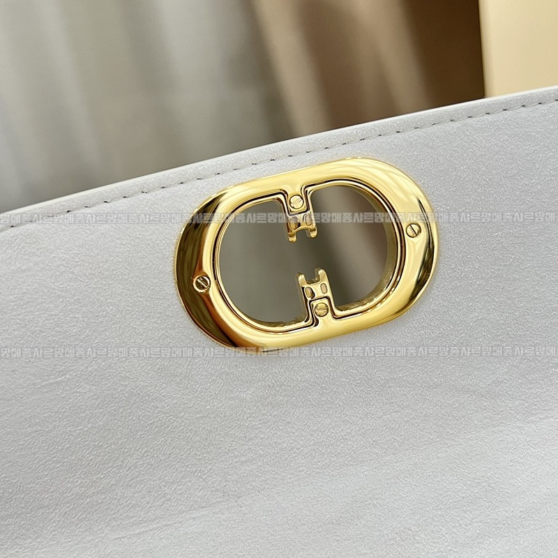 디올30몽테인에비뉴백스몰  20260324-154349-011루.jpg