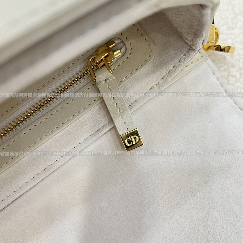 디올30몽테인에비뉴백스몰  20260324-154350-016루.jpg