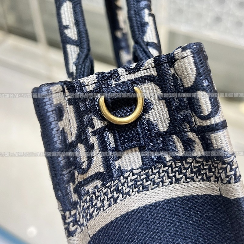 디올북토트   20260325-142923-010루.jpg