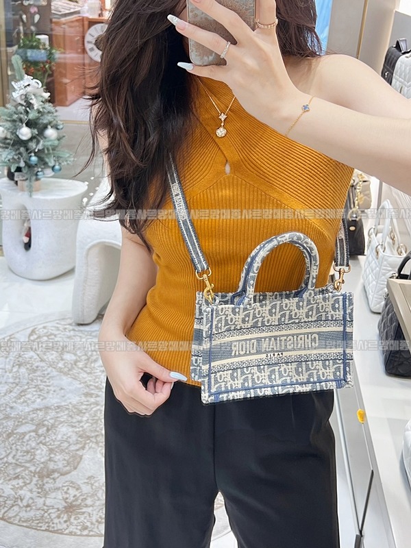 디올북토트   20260325-144505-014루.jpg