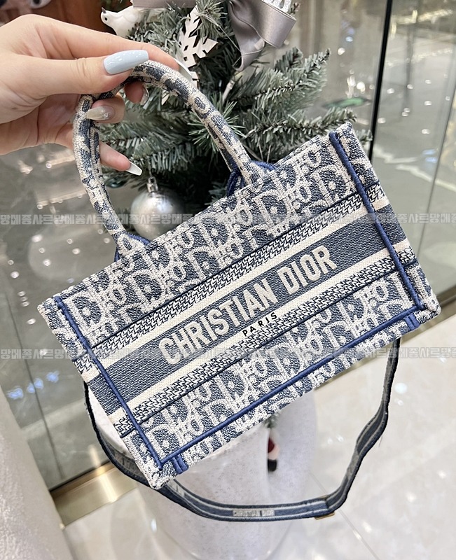 디올북토트   20260325-144506-017루.jpg