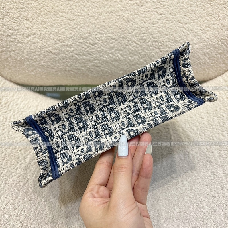 디올북토트   20260325-144503-004루.jpg