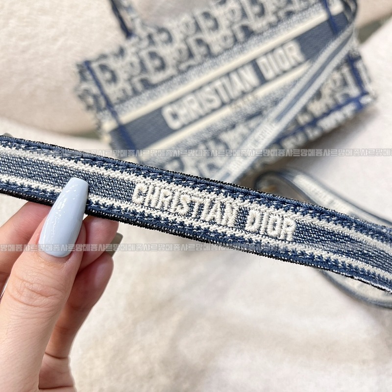 디올북토트   20260325-144504-011루.jpg