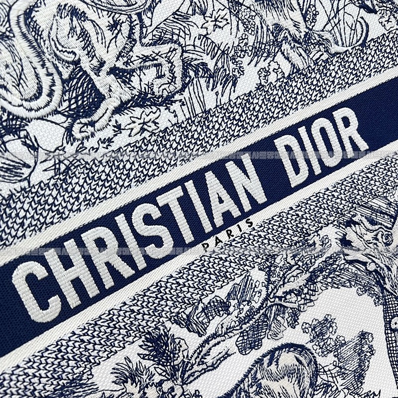 디올북토트백   20260325-151825-008루.jpg