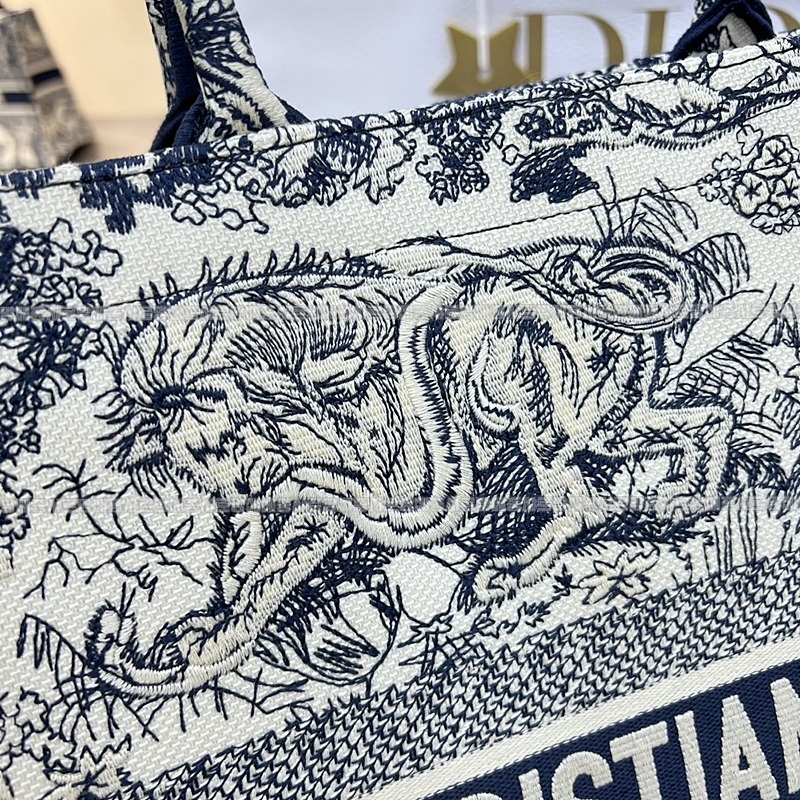 디올북토트백   20260325-151825-010루.jpg