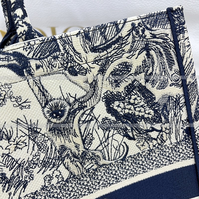 디올북토트백   20260325-151825-011루.jpg