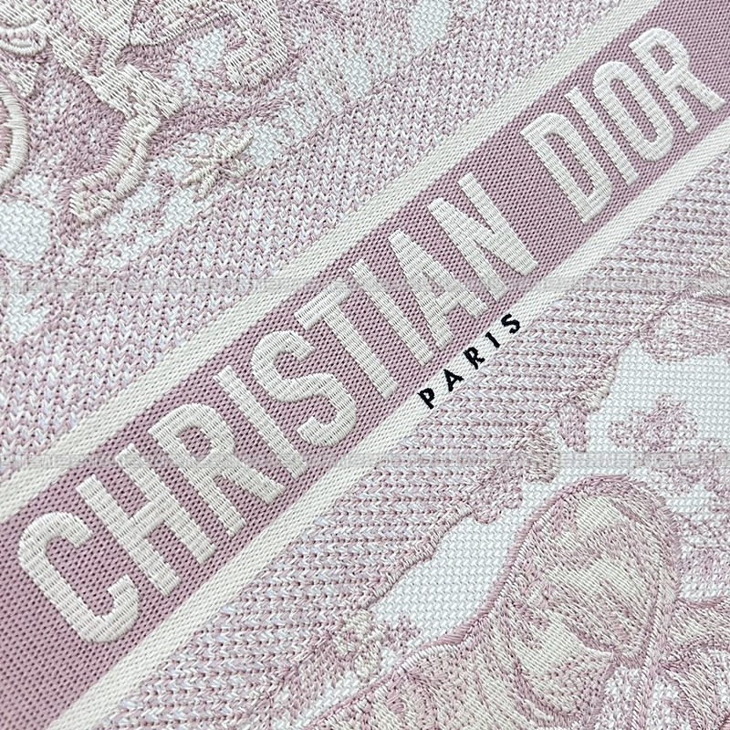 디올북토트백미디움  20260325-171011-006루.jpg