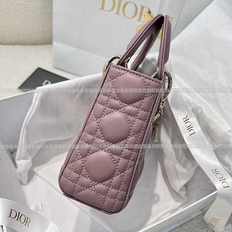 디올레이디미니백20260326-122206-004루.jpg