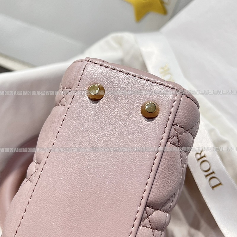디올레이디미니백20260326-150330-014루.jpg