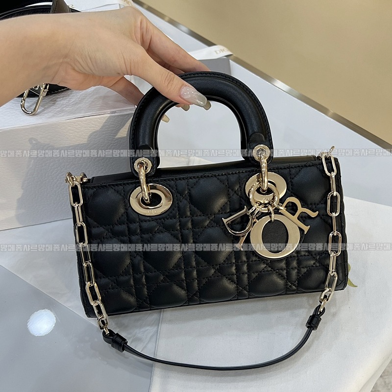 디올레이디디조이백스몰백  20260328-132140-001루.jpg