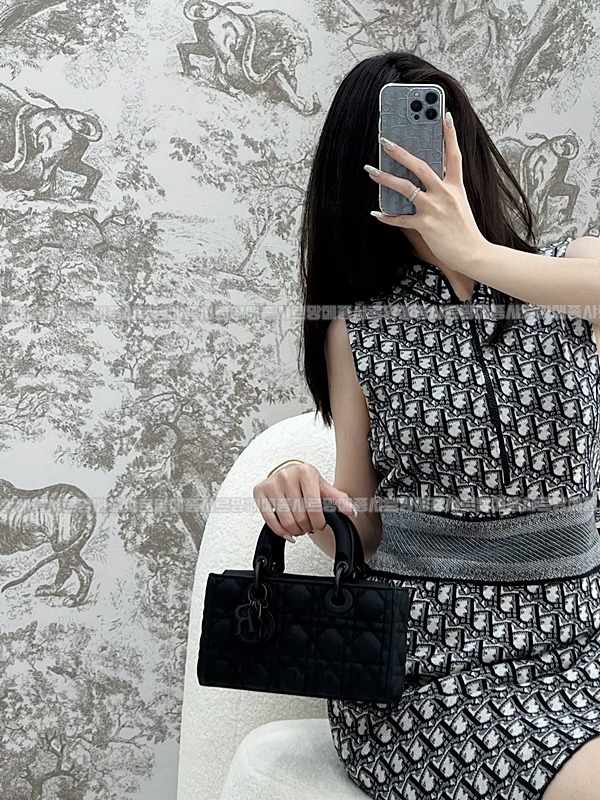 디올레이디디조이백스몰백  20260328-132409-016루.jpg