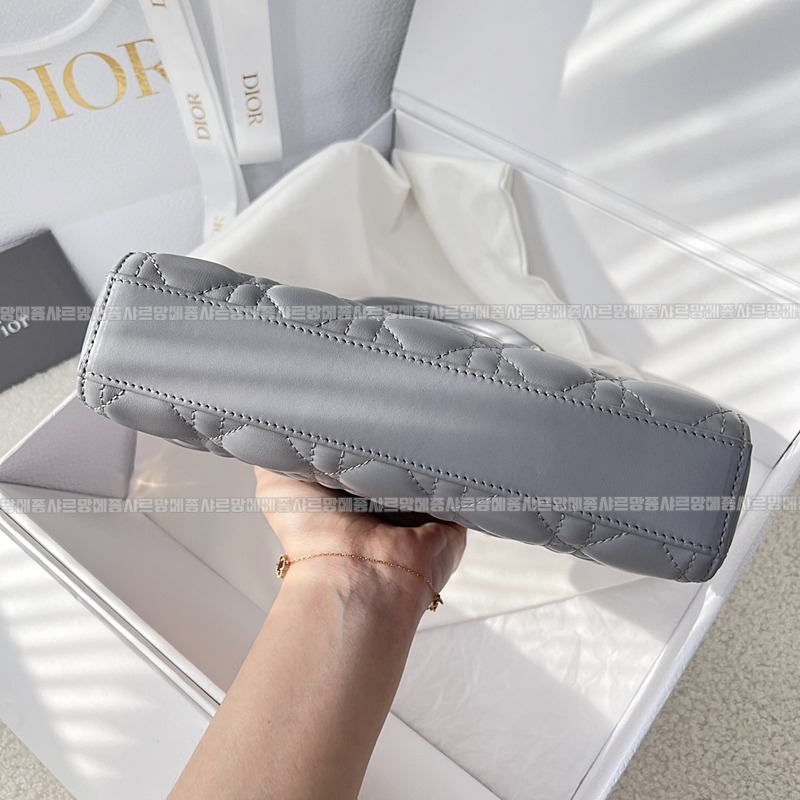 디올레이디디조이백스몰백  20260328-132859-005루.jpg