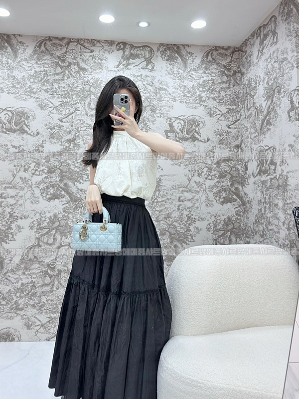 디올레이디디조이백스몰백  20260328-133246-023루.jpg