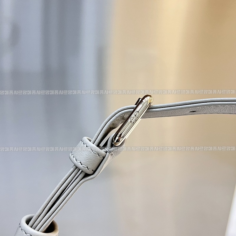 디올레이디디조이백스몰백  20260328-134705-015루.jpg