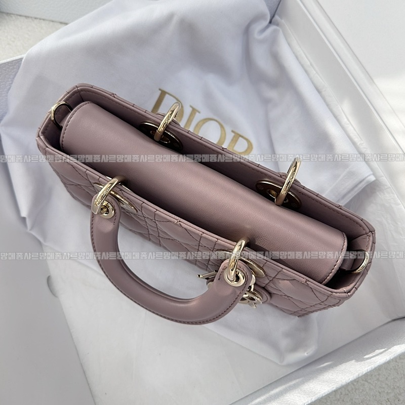 디올레이디디조이백스몰백  20260328-135122-006루.jpg