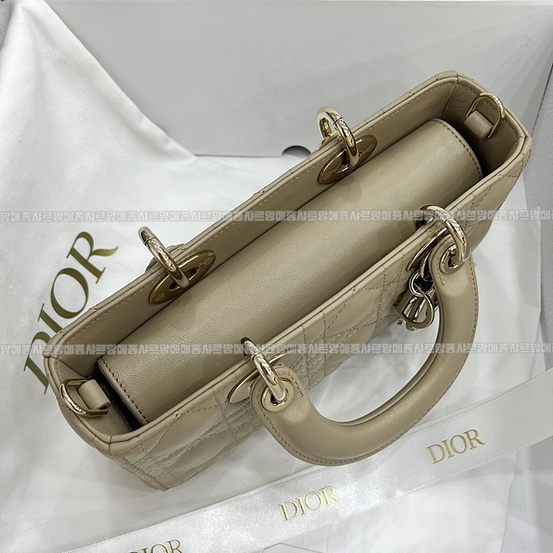 디올레이디디조이백스몰백  20260328-135343-005루.jpg