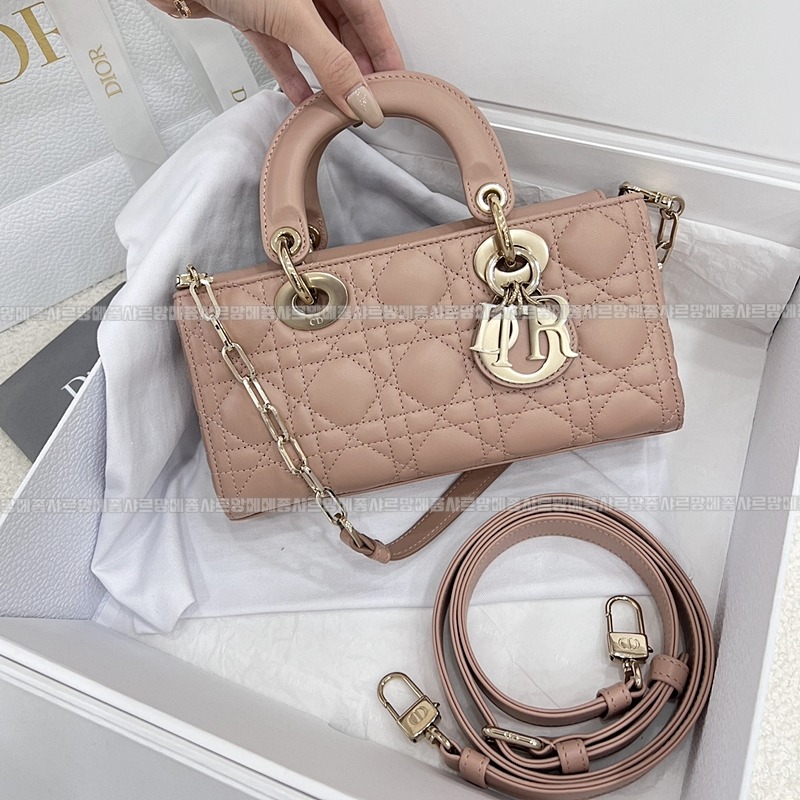 디올레이디디조이백스몰백  20260328-135634-002루.jpg